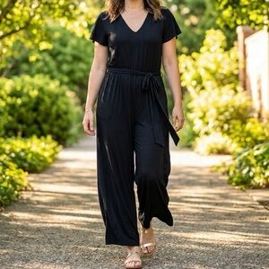 NWT LOFT Beach Black Flutter Sleeve Wide-Leg Jumpsuit Large L Pockets Tie Waist